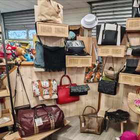 Sac, vêtement militaire, marque, mode shop